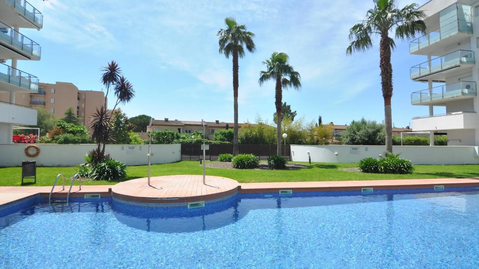 Rnet - 221 Porto Marina Roses Costa Brava Apartment 0*,  Spain
